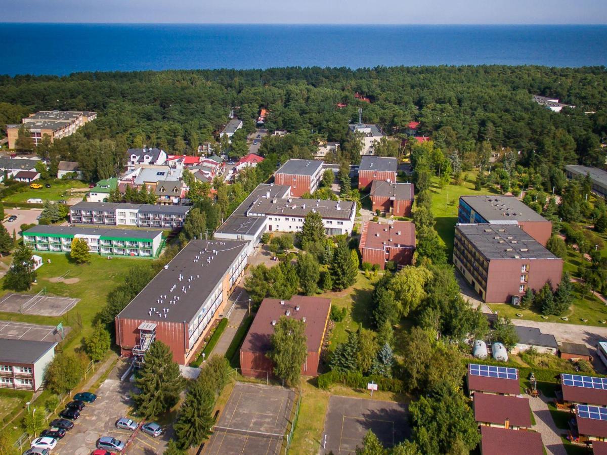 Osrodek Wypoczynkowo-Leczniczy Opole W Dzwirzynie Hotel Dzwirzyno Exterior photo