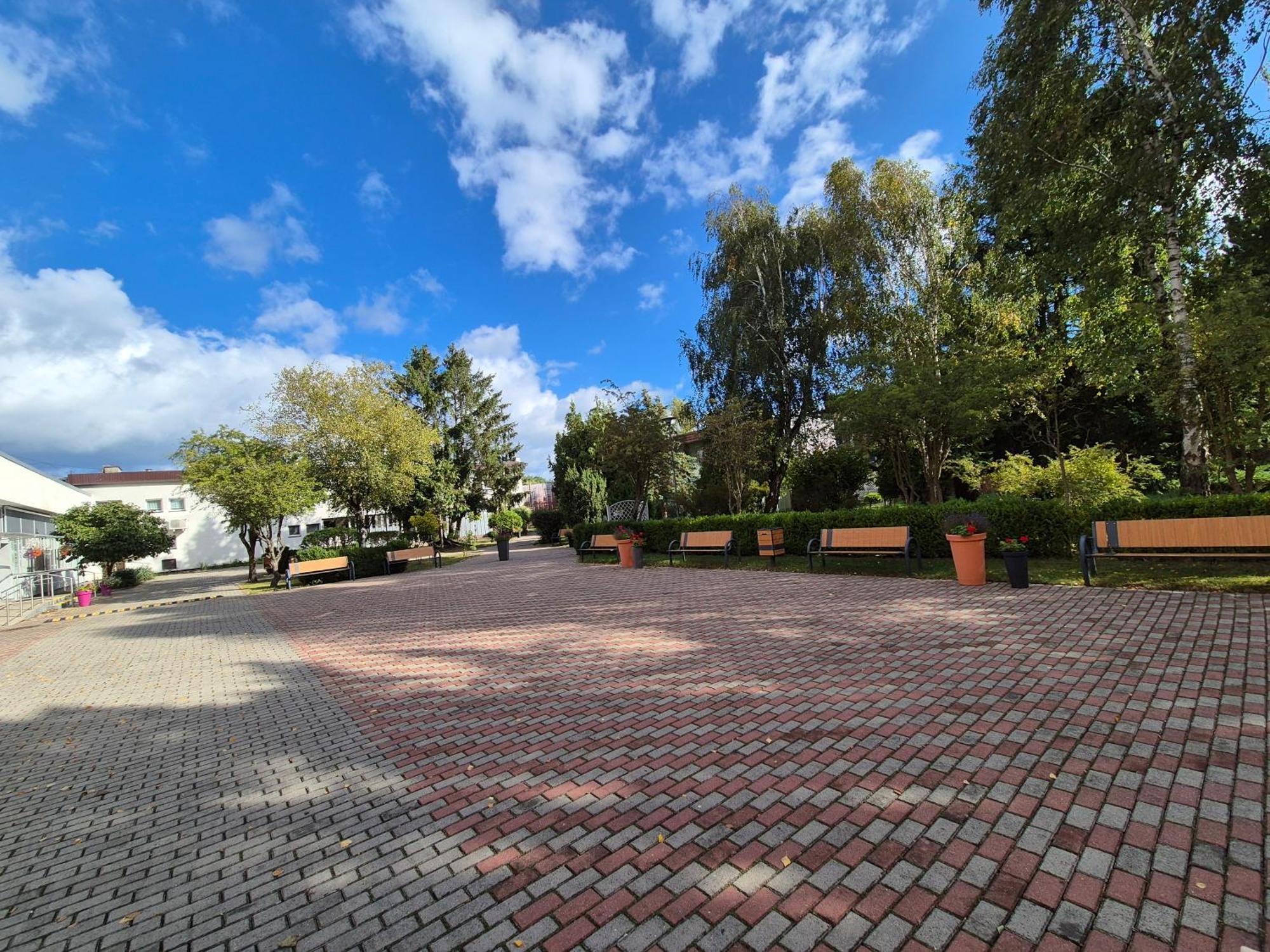 Osrodek Wypoczynkowo-Leczniczy Opole W Dzwirzynie Hotel Dzwirzyno Exterior photo